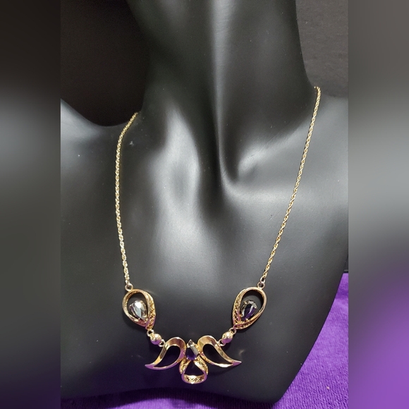 Gold Filled Vintage Necklace - Picture 9 of 9